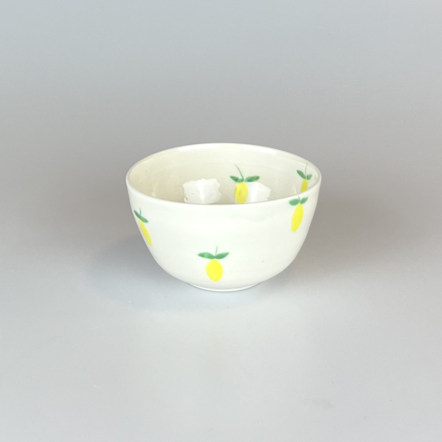 Håndmalet porcelænsskål citroner Kongeskov Keramik